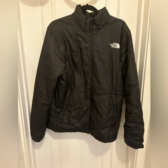 The North Face Men’s Black Puffer Jacket - Picture 3 of 5